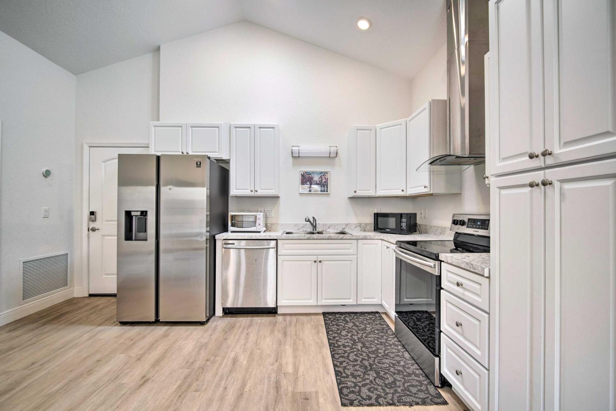 Sleek Tavares Condo 3 Miles To Downtown Εξωτερικό φωτογραφία